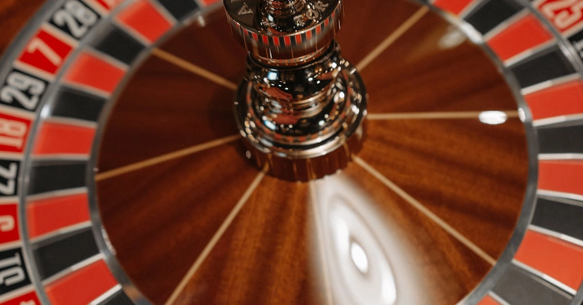 Игровой слот Zeus vs Hades с мифологическими символами богов