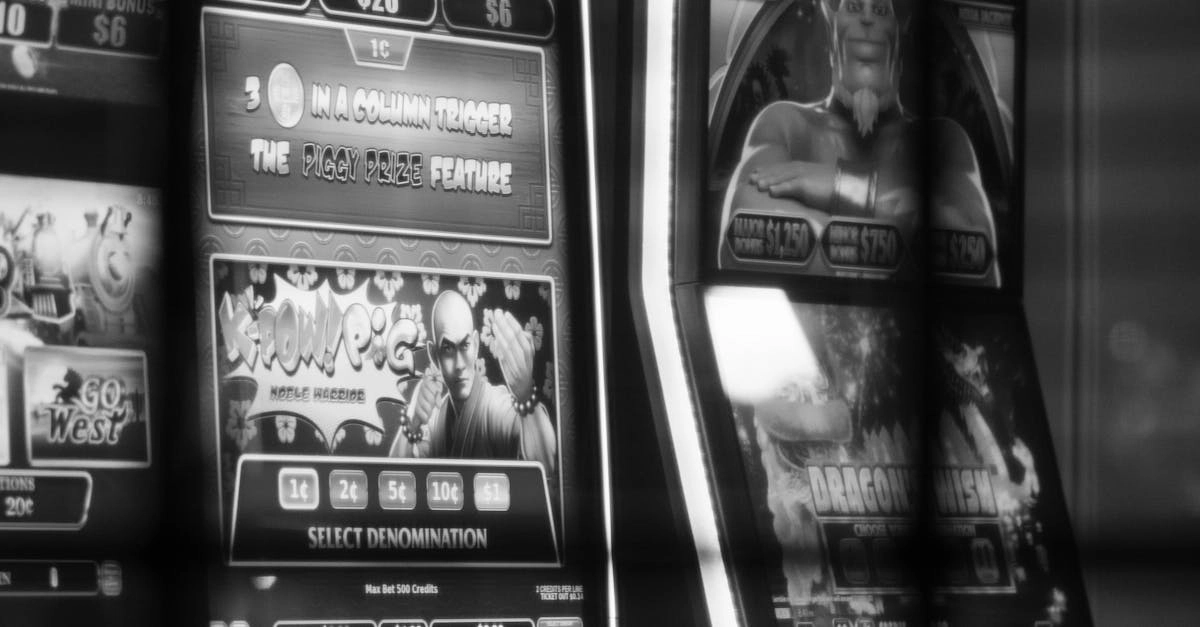 Слот Gates of Olympus - игровое поле с символами древнегреческих богов